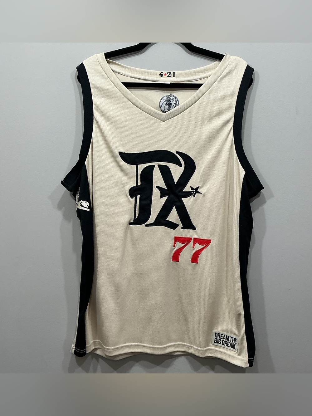 Texas Rangers Luka Dončić #77 4*21 City Connect Jersey 2XL